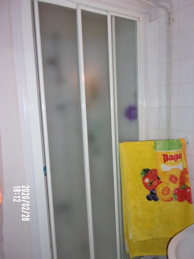 Une Halte Sur Valence Appartement Valence  Buitenkant foto